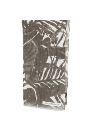 Emporio Armani leafy-print scarf - Grey