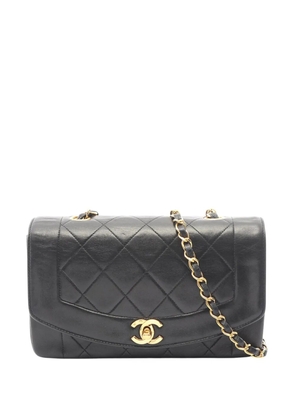 CHANEL Pre-Owned 1996-1997 Small Lambskin Diana Flap crossbody bag - Black