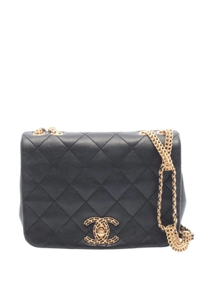 CHANEL Pre-Owned 2021-2026 Small Quilted Lambskin On And On Full Flap crossbody bag - Black