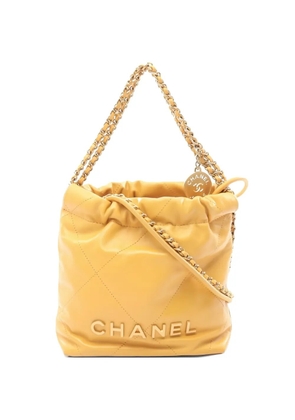 CHANEL Pre-Owned 2021 mini Chanel 22 chain-strap shoulder bag - Yellow