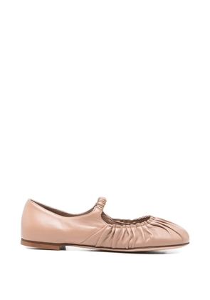 lorena paggi ruched-strap ballet flats - Neutrals