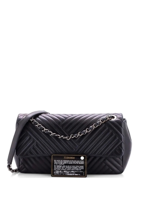 CHANEL Pre-Owned CC Crossing Flap Bag Chevron Lambskin Medium shoulder bag - Black
