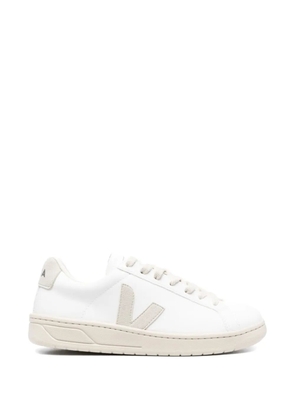 VEJA urca lace-up sneakers - White