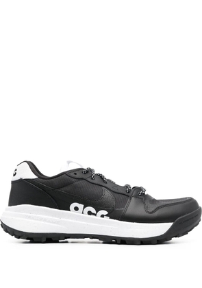 Nike low-top lace up shoes - Black