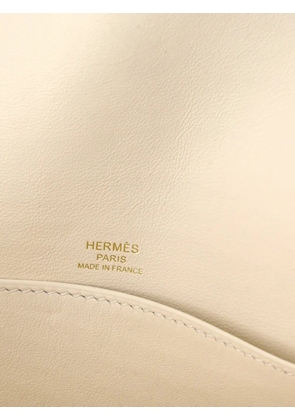 Hermès Pre-Owned Geta Bag Chevre Mysore shoulder bag - Neutrals