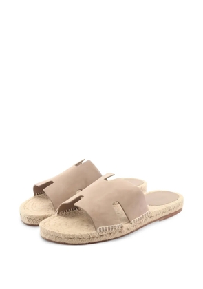 Hermès Pre-Owned 2020s Antigua open-toe espadrilles - Neutrals