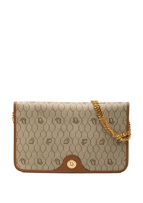 Christian Dior Pre-Owned 20th Century Honeycomb Coated Canvas Chain shoulder bag - Brown