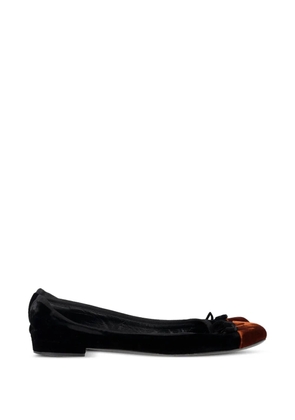 Prada Pre-Owned bow-detail cap-toe ballet flats - Black