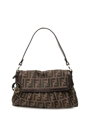 Fendi Pre-Owned 2000-2010 Small Zucca Canvas Chef Flap shoulder bag - Brown