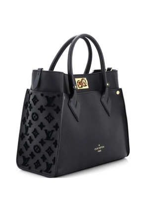 Louis Vuitton Pre-Owned On My Side Monogram Tuffetage Leather MM tote bag - Black