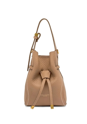 GIANNI CHIARINI Sienna drawstring leather bucket bag - Neutrals
