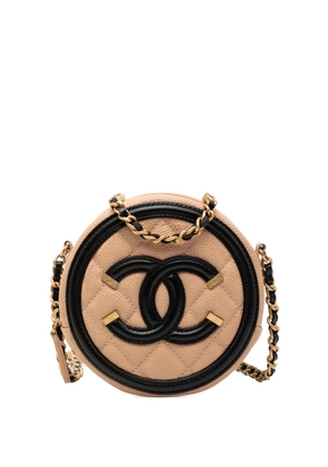CHANEL Pre-Owned 2018-2019 Caviar CC Filigree Round crossbody bag - Black
