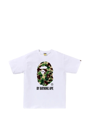 A BATHING APE® camouflage-print T-shirt - White