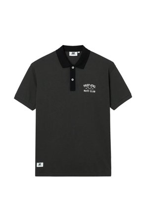 CHOCOOLATE contrast collar logo-detail polo shirt - Grey