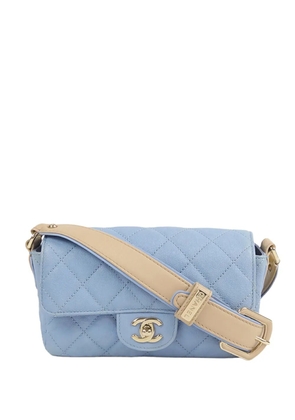 CHANEL Pre-Owned 2020 Classic Caviar Buckle Strap Single Flap crossbody bag - Blue