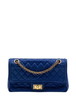 CHANEL Pre-Owned 2009-2010 Quilted Satin Reissue 2.55 Double Flap 225 shoulder bag - Blue