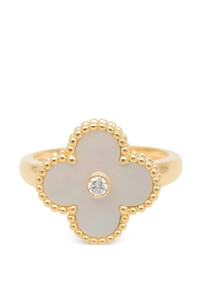 Van Cleef & Arpels Pre-Owned 18kt yellow gold Alhambra ring