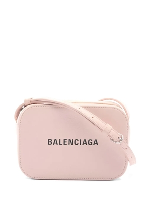 Balenciaga Pre-Owned 2000s XS Camera leather shoulder bag - Pink