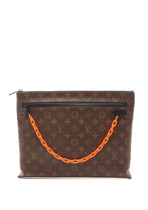 Louis Vuitton Pre-Owned 2018 Solar Ray clutch bag - Brown