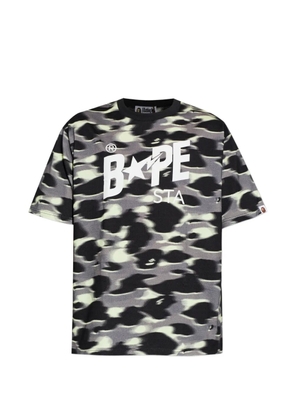 A BATHING APE® camouflage-print short-sleeve T-shirt - Black