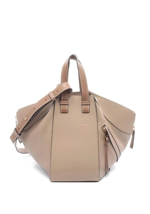 Loewe Pre-Owned 2000s small Hammock handbag - Neutrals