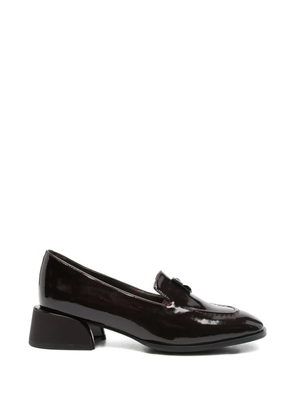 LINDA BAUMANN patent-leather loafers - Brown