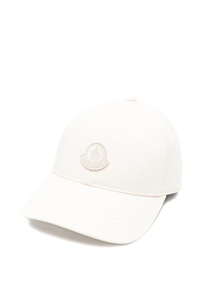 Moncler logo patch hat - White