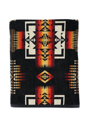Pendleton geometric-pattern travel towel - Black