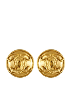 CHANEL Pre-Owned 1990s CC clip-on earrings - Gold