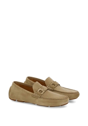 Ferragamo gancini-detail loafers - Neutrals