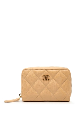 CHANEL Pre-Owned 2021 CC Quilted Caviar Zippy coin pouch - Neutrals