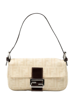 Fendi Pre-Owned 20th Century Zucca Canvas Baguette shoulder bag - Neutrals
