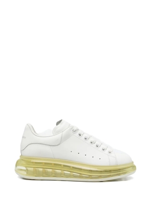 Alexander McQueen Pre-Owned oversized leather sneakers - White