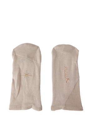 SKIN SERIES logo-embroidered socks - Neutrals