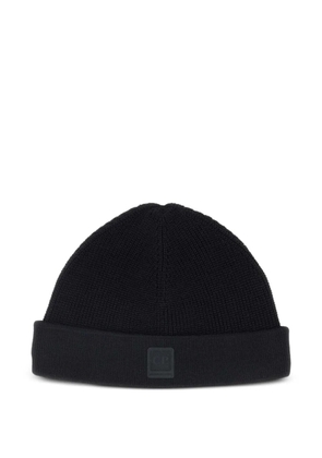 C.P. Company logo-patch cotton beanie - Black