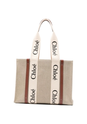 Chloé medium logo-strap tote bag - Neutrals