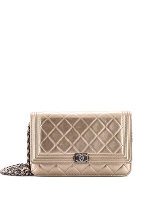 CHANEL Pre-Owned Boy Wallet on Chain Quilted Metallic Calfskin crossbody bag - Gold