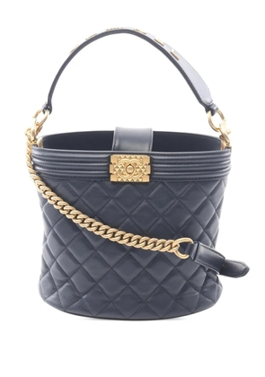 CHANEL Pre-Owned 2020 Lambskin Boy bucket bag - Blue
