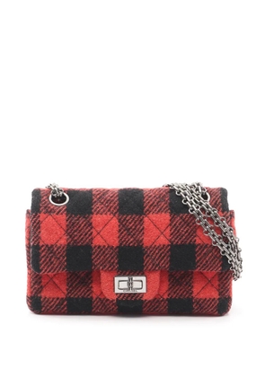 CHANEL Pre-Owned 2015-2016 Quilted Tweed Reissue 2.55 Double Flap 225 shoulder bag - Red