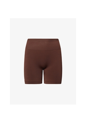 Womens Adanola Classic Seamless Crop Shorts