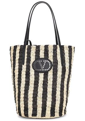 Valentino Garavani Crochet Raffia VLogo Signature Bucket Bag in Naturale & Nero - Beige,Black. Size all.