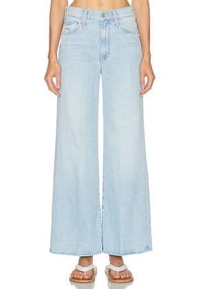 MOTHER The Ditcher Roller Zip Skimp Jeans in Few & Far Between - Blue. Size 23 (also in 24, 25, 26, 27, 28, 29, 30, 31, 32, 33, 34).