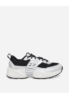 Jordan Trunner O/S Sneakers Photon Dust / Black / Sail / White