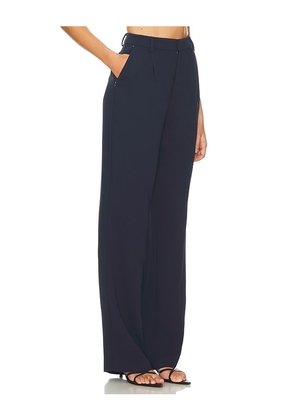 Good American Column Trouser in Navy. Size 24. Also in 28, 22, 26.
