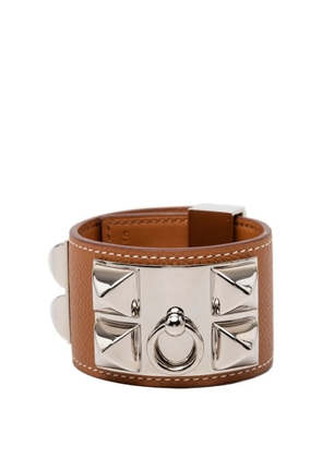 Hermès Pre-Owned 2021 Palladium Plated Epsom Collier de Chien Bracelet T1 costume bracelet - Brown