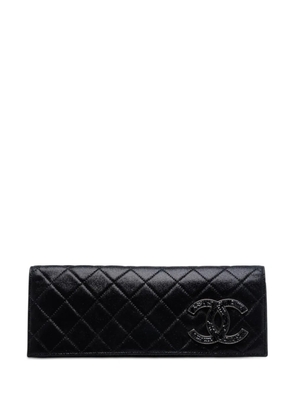 CHANEL Pre-Owned 2011 Quilted Iridescent Suede Crystal CC clutch bag - Black