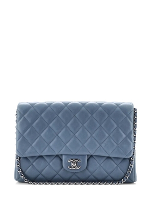 CHANEL Pre-Owned with Chain Quilted Lambskin clutch bag - Blue