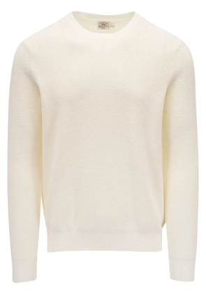 FAHERTY Sunwashed crew-neck sweater - White