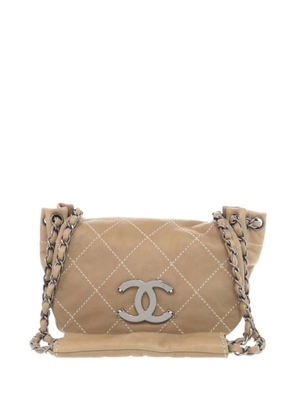 CHANEL Pre-Owned 2004-2005 CC Wild Stitch Lambskin Accordion Flap shoulder bag - Neutrals