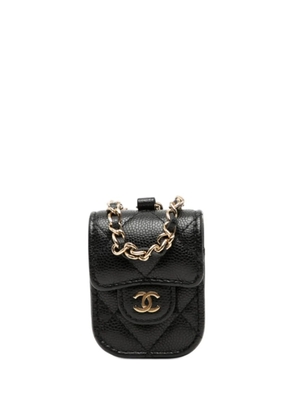 CHANEL Pre-Owned 2020 CC Quilted Caviar AirPods Case - Black